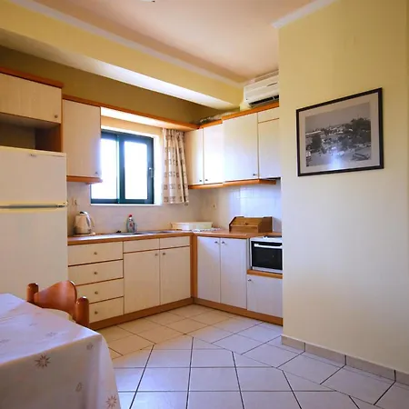 Aloni Apartahotel