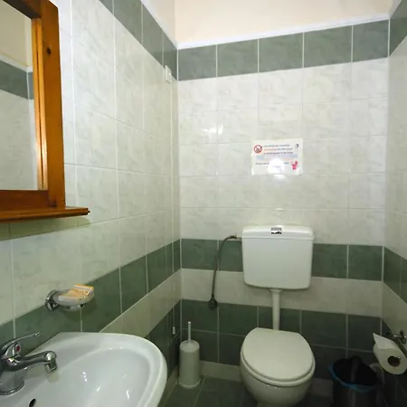 Aloni Aparthotel Chorafakia
